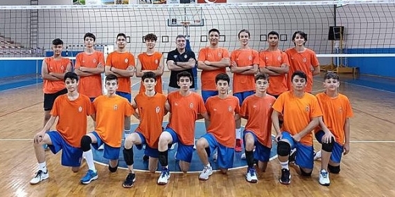 İnegöl Belediyespor Voleybolda 4 Kategoride Yarışacak