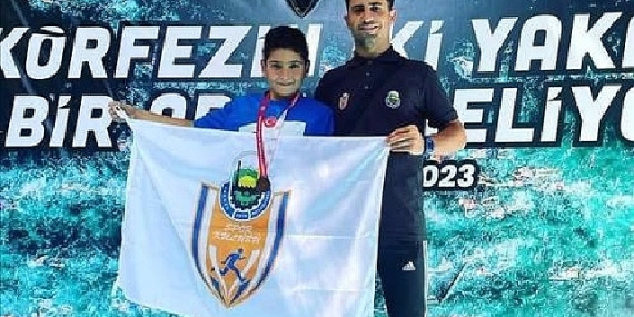 İnegöllü Sporcu Körfez'de Dereceye Kulaç Attı