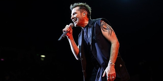 Kenan Doğulu, Harbiye'de binlerce hayranıyla yeniden buluştu