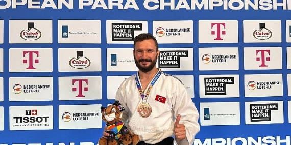 Nilüfer'in milli sporcusu Çimciler Avrupa üçüncüsü oldu