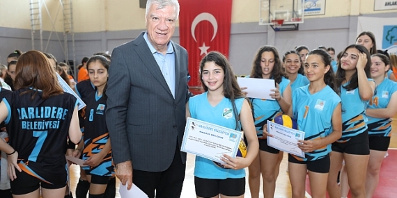 Sporcu nesiller Narlıdere'de yetişiyor