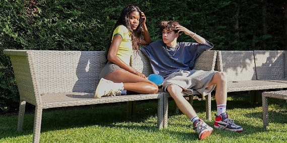 Alper Erözer model sevgilisi Abigail Goddey ile Nişantaşı'nda görüntülendi