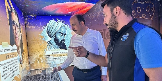 Başkan Altay: “Yeni Bilim Tırımız Çocuklara Bilim Sevgisi Aşılıyor"