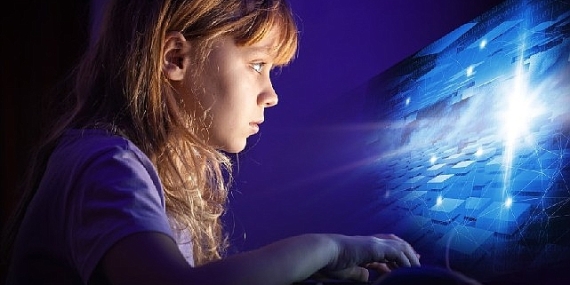 Çocukların Öğrenmesi Gereken 11 İnternet Görgü Kuralı