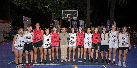 İzmir Cup finalleri nefes kesti