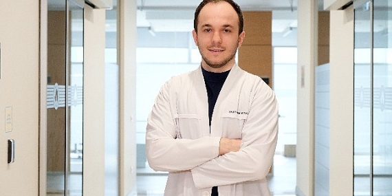 Sinüs Lift İşlemiyle Beraber Aynı Seansta İmplant Uygulanabiliyor