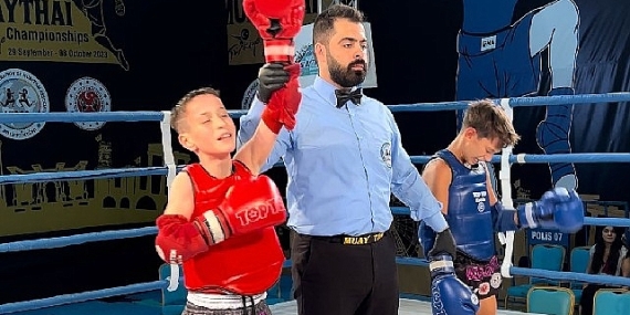 Canikli Sporcular Dünya Şampiyonası'nda Zirveye Koşuyor