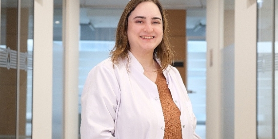 Çikolata Yedikten Hemen Sonra Diş Fırçalamayın