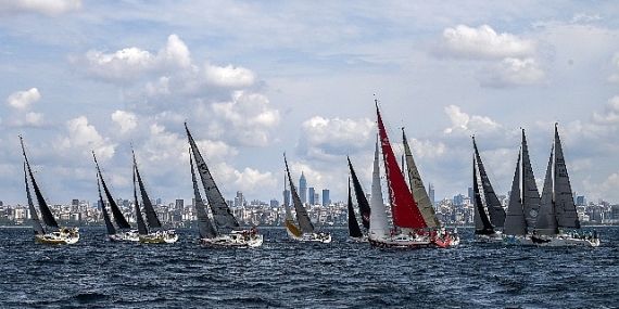 Cumhuriyetin 100. Yılında Kadın Yelkenciler İyilik için Yarışacak