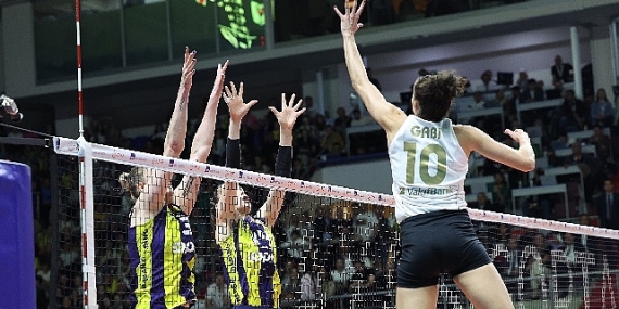 VakıfBank Sezonu Şampiyonlar Kupası'yla Açtı