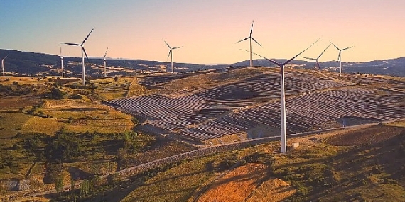 Aydem Yenilenebilir Enerji, Yeni Mor Kanatlarıyla Uşak'taki Rüzgâr Kurulu Gücünü İki Katına Çıkardı