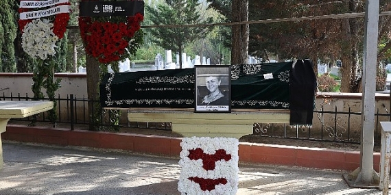 Jeyan Mahfi Ayral Tözüm son yolculuğuna uğurlandı