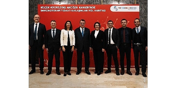 Küçük Hücreli Dışı Akciğer Kanseri'nde İmmunoterapi Tedavileri Uzlaşı Raporu Yayınlandı!