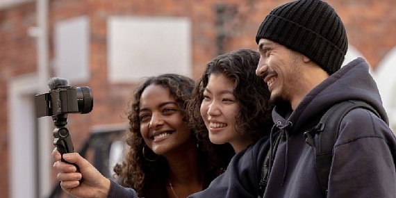 Sony ZV-E10 ile  Çarpıcı Hikayeler Yaratın!