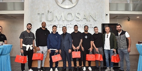 TÜMOSAN, TÜMOSAN Konyaspor Futbolcularını ve Yetkililerini Ağırladı
