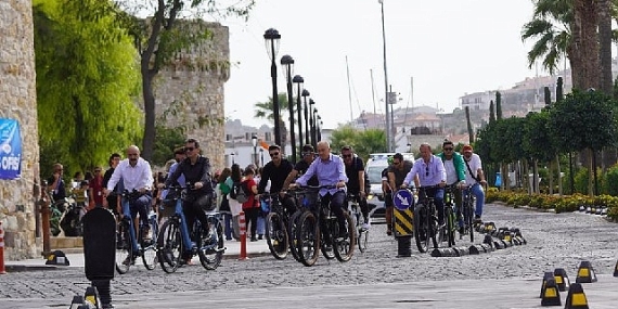 Veloturk Gran Fondo Çeşme by Salcano start aldı