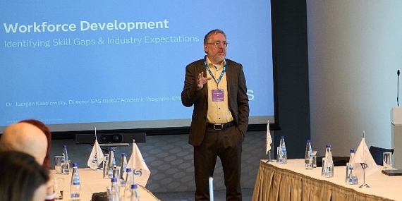 Veri pratiği ile akademik bilgi, sinerji için buluştu 