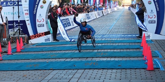 Yüzyılın Koşusu'na Bağcılarlı engelliler damga vurdu