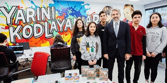 “Yarını kodlayanlar” gençleri yapay zeka ile buluşturmaya devam ediyor