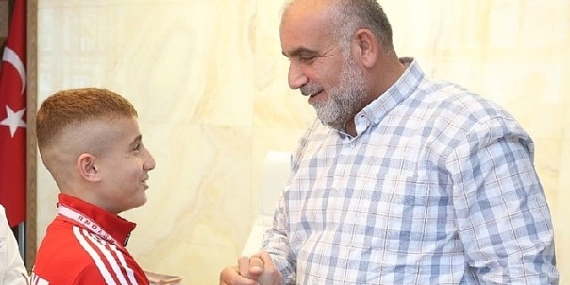 Canik Başarılara Doymuyor