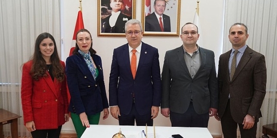 Atriyal Fibrilasyon hastalarının yaşam kalitesini arttıracak mobil uygulama geliştirecekler