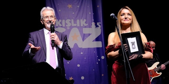 Caz Konserleri'nin açılışını Jülide Özçelik yaptı
