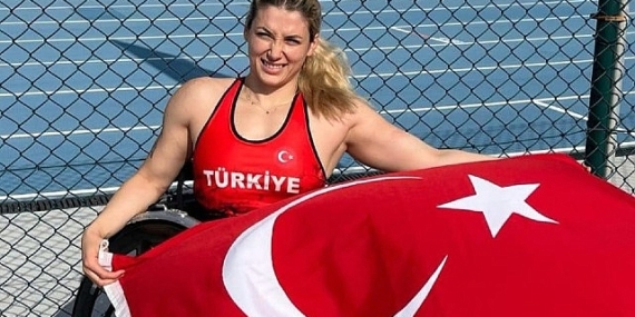 Hamide Doğangün'den Dubai'de 2 madalya