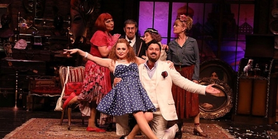 İstanbul Büyükşehir Belediyesi Şehir Tiyatroları, bu hafta 16 oyunla seyirci karşısına çıkıyor.