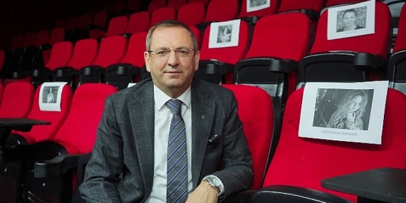 Kadın Oyunları Festivali 23-27 Mart Tarihlerinde Ayvalıklı Tiyatroseverlerle Dördüncü Kez Buluşacak