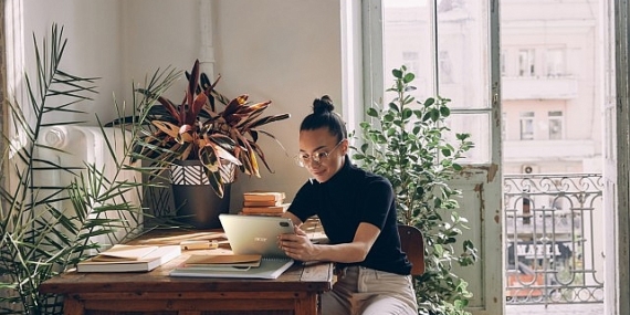 Acer, evde eğlencenin konforunu aileler ve öğrenciler için büyük ekranlı Iconia Tab M10 ile ikiye katlıyor