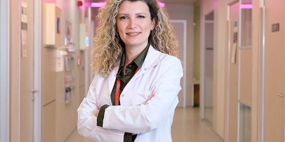 Bu yıl çalışanları &apos;tükenmişlik salgını' etkiledi! Belirsizliklerden en çok kadınlar ve Z kuşağı çalışanlar etkileniyor