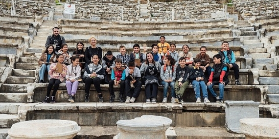Geçmişten Günümüze Yolculuk: Oyunun İzinde Metropolis