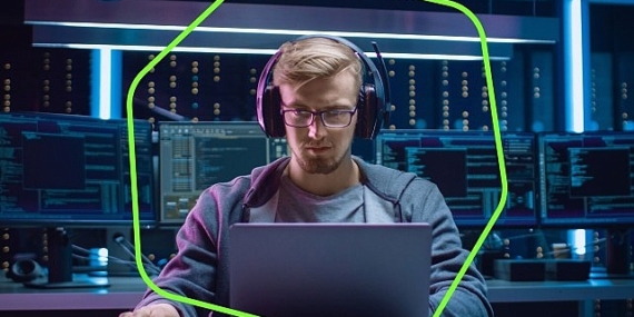 Her iki siber güvenlik uzmanından biri, örgün eğitimin mevcut işinde işe yaramadığını söylüyor