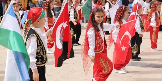 Kandıra'da 23 Nisan Coşkusu