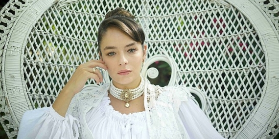 Son Yılların Parlayan Genç Oyuncularından Buse Meral İlk Sinema Filmi &apos;CADI' ile Seyircinin Karşısına Çıkacak