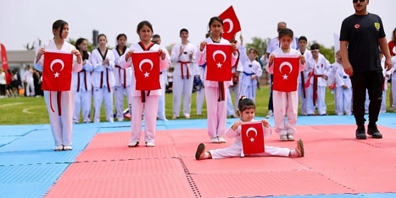 19 Mayıs Atatürk’ü Anma Gençlik ve Spor Bayramı, Didim’de törenlerle kutlandı