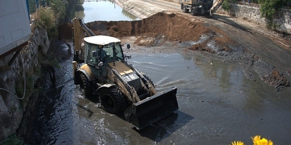 30 bin ton çamur çıkarıldı  Manda Çayı’nda temizlik seferberliği
