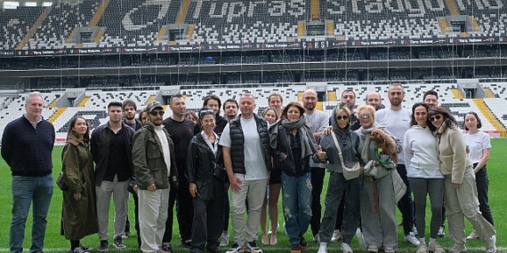 Ajda Pekkan’ın 12 Haziran’da Beşiktaş Stadyumu’nda gerçekleştireceği konserle ilgili hazırlıklar tüm hızıyla devam ediyor