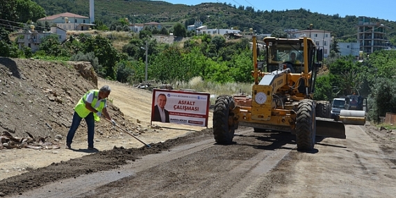 Alanya Demirtaş’ta kanalizasyon hattının üçte ikisi tamamlandı