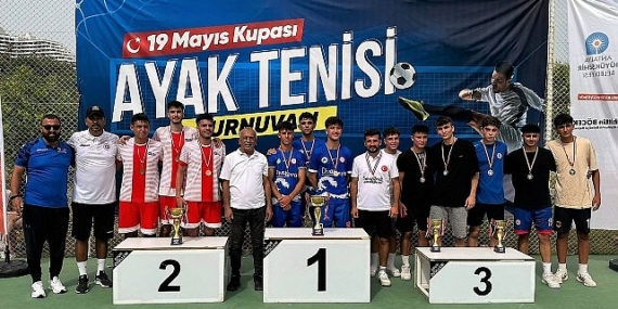 Ayak Tenisi ’19 Mayıs Kupası’ için oynandı