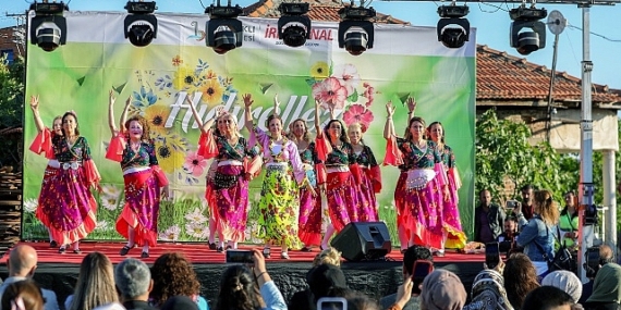 Bayraklı'da Hıdırellez coşkusu