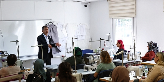 Çankaya Belediyesi kadınlara E-ticaret eğitimi desteği de veriyor