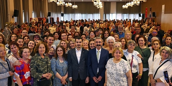 Çankaya Evleri Yıl Sonu Sergileri” Çankaya Belediye Başkanı Hüseyin Can Güner’in ziyaretiyle sona erdi