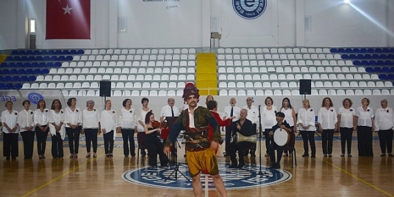 EÜ’de “3.Yaş Üniversiteleri 1. Spor Şenliği” başladı