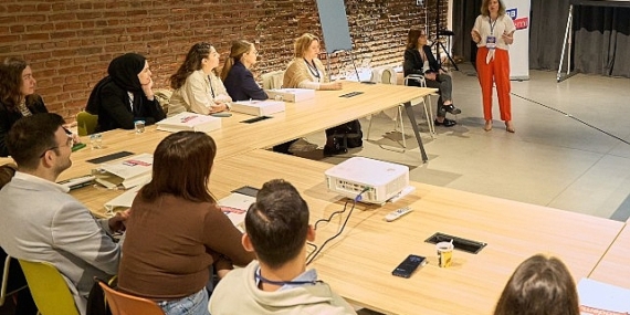 İstanbul Büyükşehir Belediyesi Gençlerden Öğrenecek Çok Şeyimiz Var