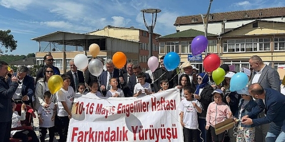 Kandıra Belediye başkanı Erol Ölmez 10 – 16 Mayıs Engelliler Haftası münasebetiyle düzenlenen Farkındalık Yürüyüşüne katılarak engelliler için yürüdü