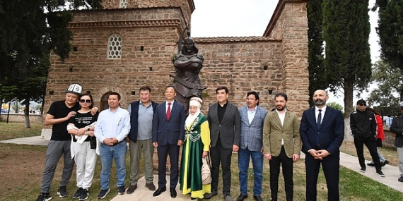 Kırgız Cumhuriyeti’nin her yıl geleneksel olarak düzenlediği Kırgız Şenlikleri bu yılda İznik’te gerçekleşti