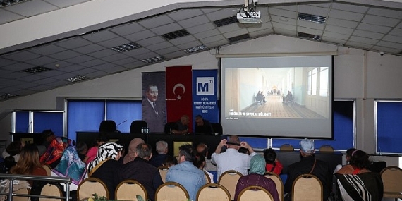 Konya Büyükşehir’den Görme Engelliler İçin Sesli Betimlemeli Film Etkinliği