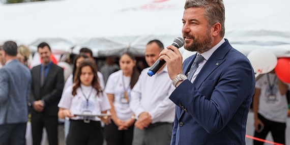 Mezun olduğu lisede Başkan Duman’a coşkulu karşılama