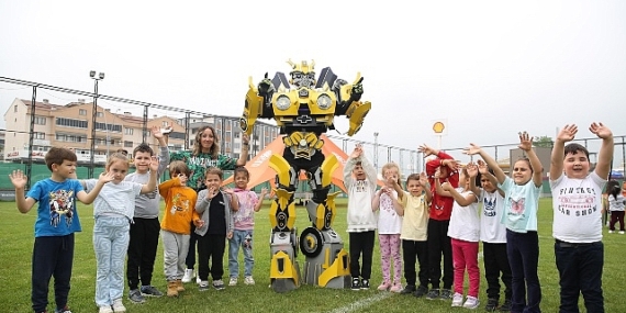 Miniklerin renkli spor şenliği